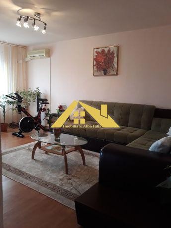 de-inchiriat-apartament-cu-3-camere-2