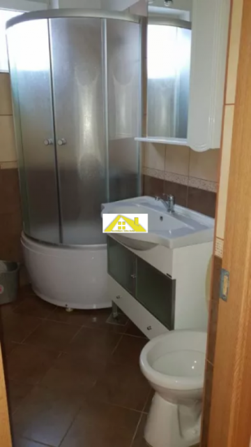 apartament-3-camere-parter-intrare-din-strada-langa-of-cadastru
