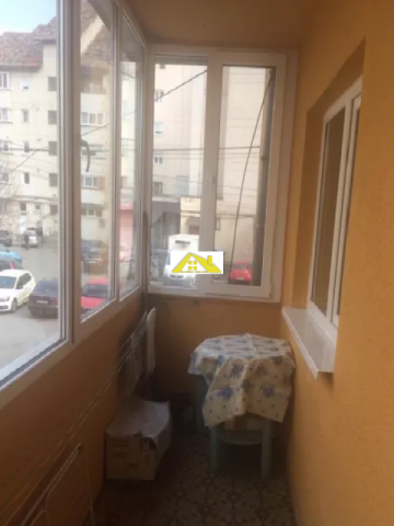 vand-apartament-4-camere-2