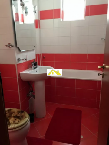 inchiriez-ap-2-camere-bloc-nou-centru-5
