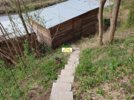 teren-in-teleac-cu-balta-de-pesti-1