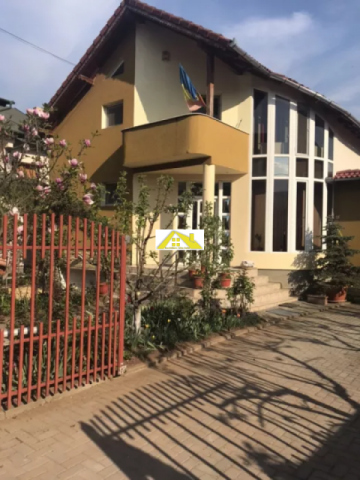 casa-unifamiliala-in-cetate-zona-kaufland
