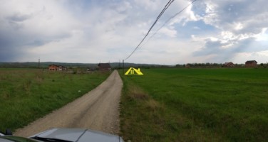 teren-intravilan-partos