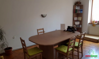 apartament-cu-3-camere-de-inchiriat-zona-centrala-5