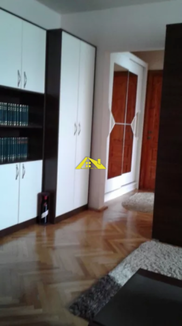 vand-apartament-3-camere-alba-iulia-4