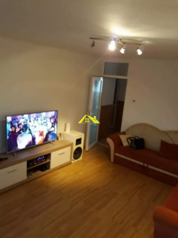 apartament-de-inchiriat-mai-multe-detalii-pe-privat