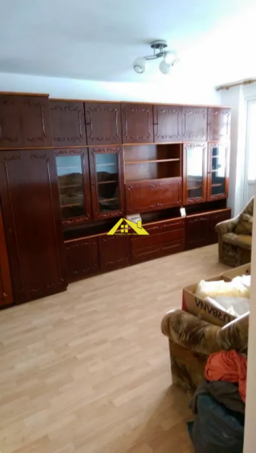 vand-apartament-2-camere-alba-iulia-ampoi-1-1