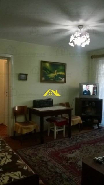 proprietar-vand-apt-2-camere-pe-4-min-de-facultatea-de-teologie-1