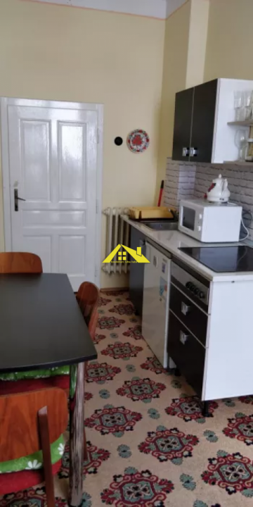 chirie-2-camere-la-casa-centru-5