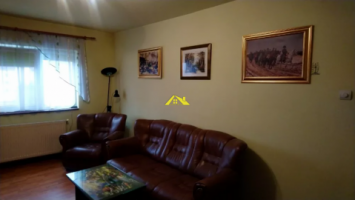 vand-apartament-3-camere-ampoi-iii-3
