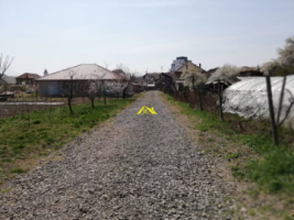 teren-intravilan-cu-drum-privat