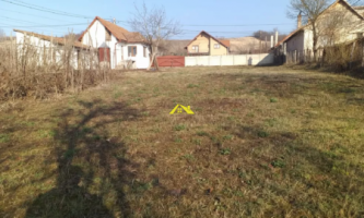 casa-complect-renovata-ln-stremt-la-sosea-3