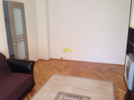 garsoniera-decomandata-cetate-cosca-langa-hotel-cetate-etaj-2-1