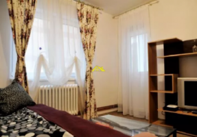 inchiriez-garsoniera-in-cetate-zona-catedrala-sf-ecaterina-5