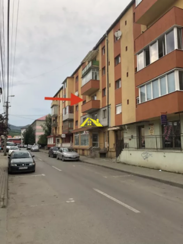 apartament-2-camere-etaj-2-zona-cetate