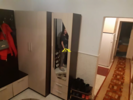 apartament-4-camere2-baibalcoanedecomandatl-proprietati-closca-1