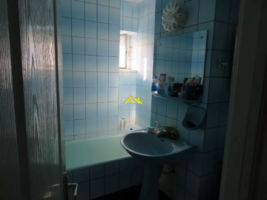 apartament-modern-renovat4-camerepivnitaetaj-3-cetate-3