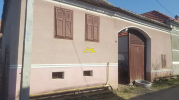 vand-casa-in-sasciori