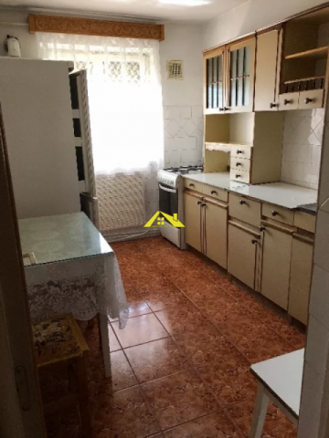 vand-apartament-3-camere-alba-iulia-1