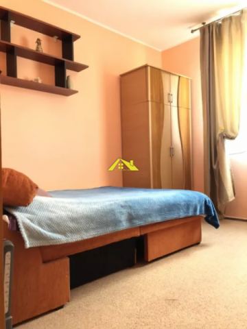 apartament-cu-3-camere-de-inchiriat-cetate-closca-2