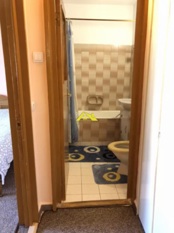 apartament-cu-3-camere-de-inchiriat-cetate-closca-3