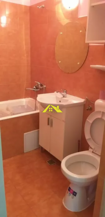 inchiriez-apartament-bulevard-cetate-4