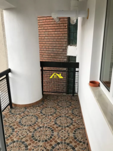 de-inchiriat-garsoniera-moderna-in-alba-iulia-zona-centru-7