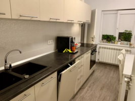 vand-apartament-4-camere-etaj-1-90mp-renovat-zona-cetate-omv-1