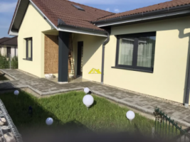 casa-de-vanzare-ultra-finisata-4