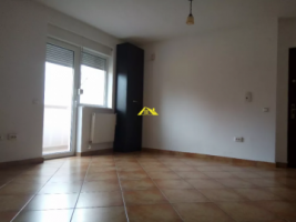 proprietar-vand-apartament-3-camere-bloc-nou-str-traian-1