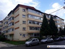 vand-apartament-3-camere-campulung-muscel-centru-arges-2