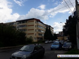 vand-apartament-3-camere-campulung-muscel-centru-arges-4