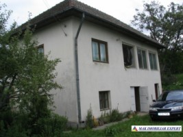 casa-2-camere-teren-1300-mp-valea-mare-pravat