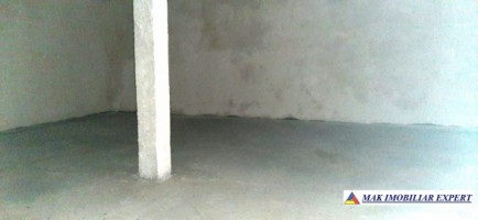 spatiu-comercial-de-1236-mp-si-teren-de-4000-mp-de-vanzare-in-godeni-arges-ideal-pentru-afaceri-comerciale-sau-industriale-21