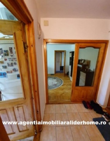 apartament-2-camere-semidecomandat-marchian-1