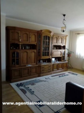 apartament-2-camere-decomandat-zona-piata-mare-4