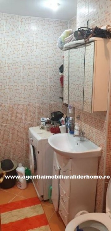 apartament-4-camere-decomandat-zona-scoala-nr14-5