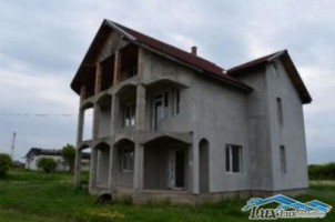 lux-imobiliare-vinde-casa-noua-semifinisata-in-satulung-49900-euro-3