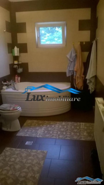 lux-imobiliare-vinde-2-case-baia-sprie-150000-euro-5