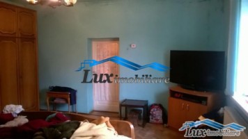 lux-imobiliare-vinde-casa-zona-v-alecsandri-80000-euro-negociabil-2