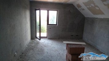 lux-imobiliare-vinde-casa-noua-zona-nord-vest-108000-euro-3