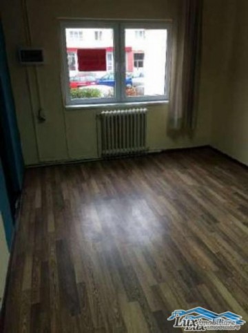 spatiu-comercial-de-vanzare-zona-pasunii-53000e