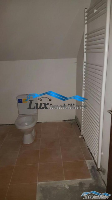 lux-imobiliare-vinde-casa-cavnic-70000-euro-7