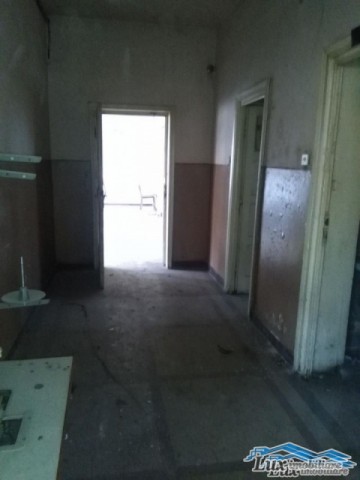 spatiu-comercial-de-vanzare-zona-centrul-vechi-550000e-3