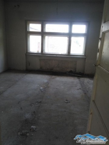 spatiu-comercial-de-vanzare-zona-centrul-vechi-550000e-7