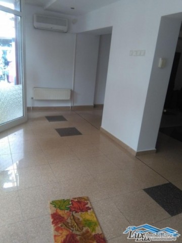 spatiu-comercial-de-vanzare-zona-bld-traian-119000e-7