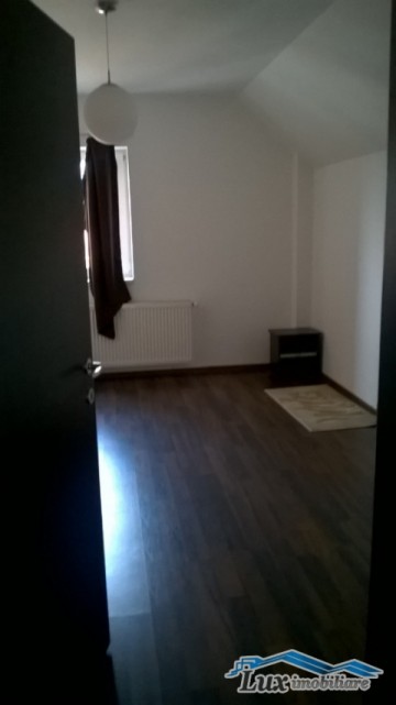 apartament-3-camere-zona-metro-350e-4