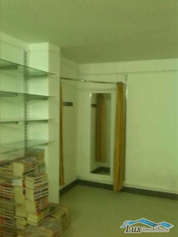 spatiu-comercial-zona-granicerilor-85000e-1