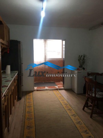 apartament-3-camere-zona-valecsandri-52000-e