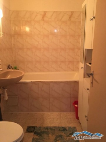 apartament-3-camere-zona-valecsandri-52000-e-10